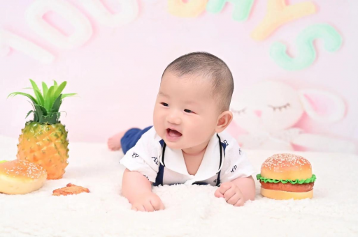 沈阳宝宝脸上有红疙瘩